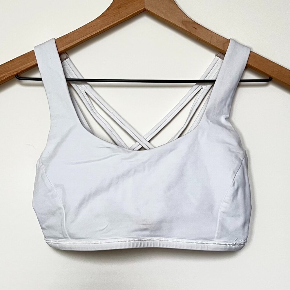 Lululemon Free to Be Serene Bra – White – Size 6